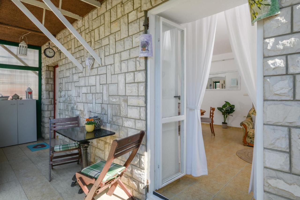 Apartman Aleksandra Pula Dış mekan fotoğraf